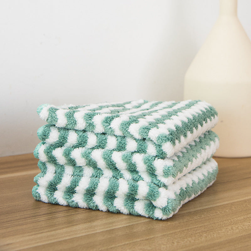🔥Schnäppchen 50 %🔥🌈 Farbenfroher, ultraweicher Mikrofaser-Reinigungslappen: Grün💚 Blau💙 Pink💖 – Verschönern Sie Ihren Alltag! (5 Stück)