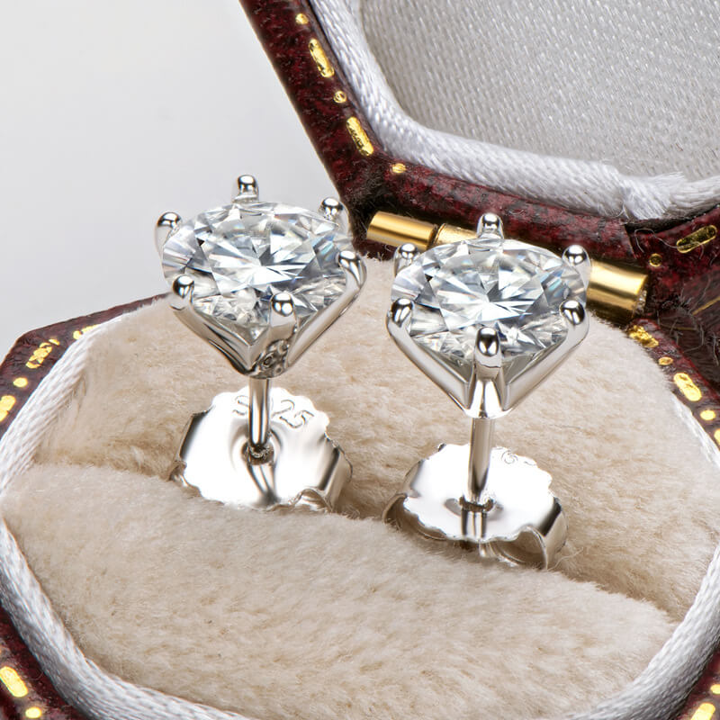 Atemberaubende klassische Diamantohrstecker mit sechs Krappen