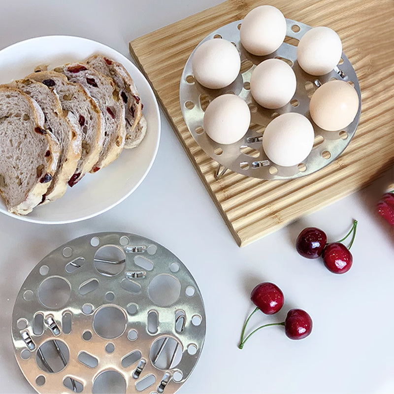 Silberner Edelstahl-Dämpfeinsatz mit Ständer zum Kochen
