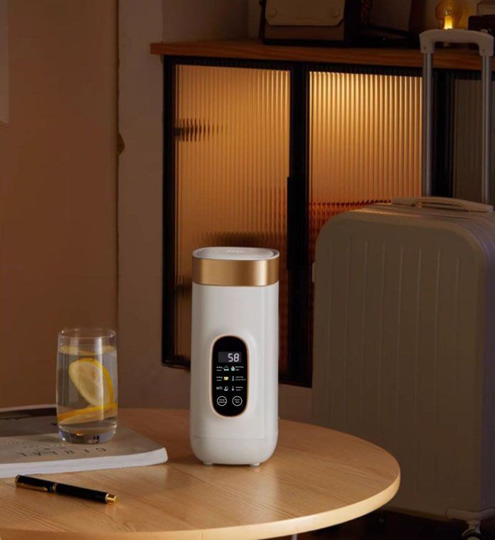 Tragbarer elektrischer Thermobecher für unterwegs - ein tolles Geschenk