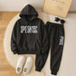 Unisex-Set aus einfarbigen Oversize-Hoodies und Jogginghosen