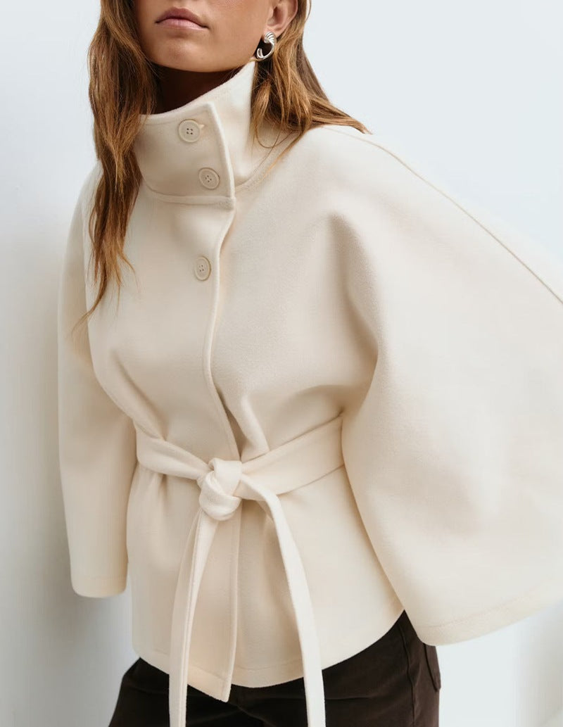 💎 Exklusives Angebot ✨ Damen-Capejacke mit Stehkragen und Taillengürtel – elegante Passform, zeitlose Eleganz und luxuriöse Ausstrahlung 👗