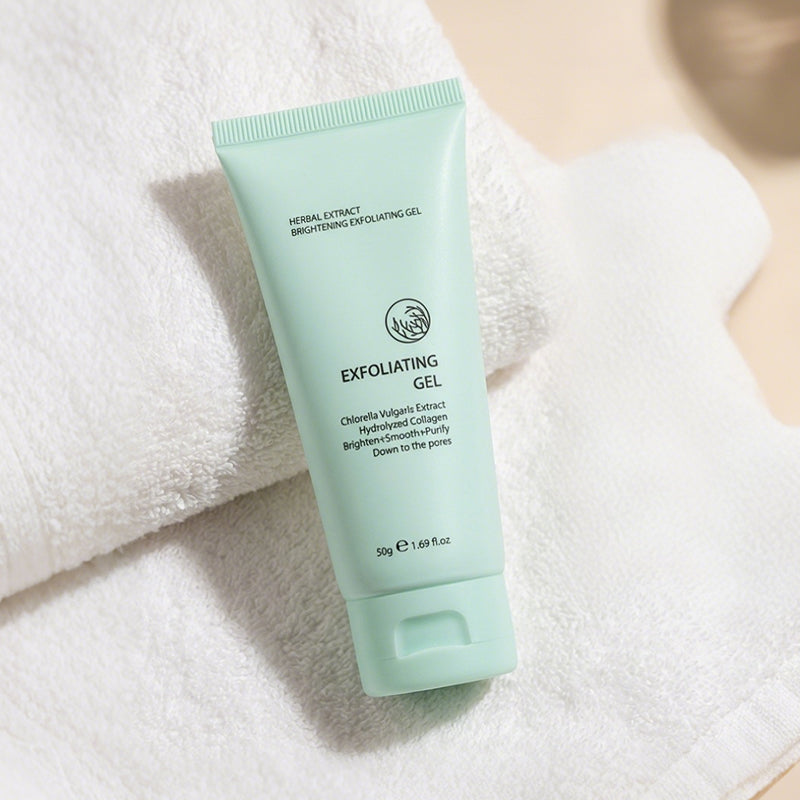 Kräuter-Exfoliating Gel mit Chlorella & Kollagen – Aufhellendes Peeling für glatte, reine Haut