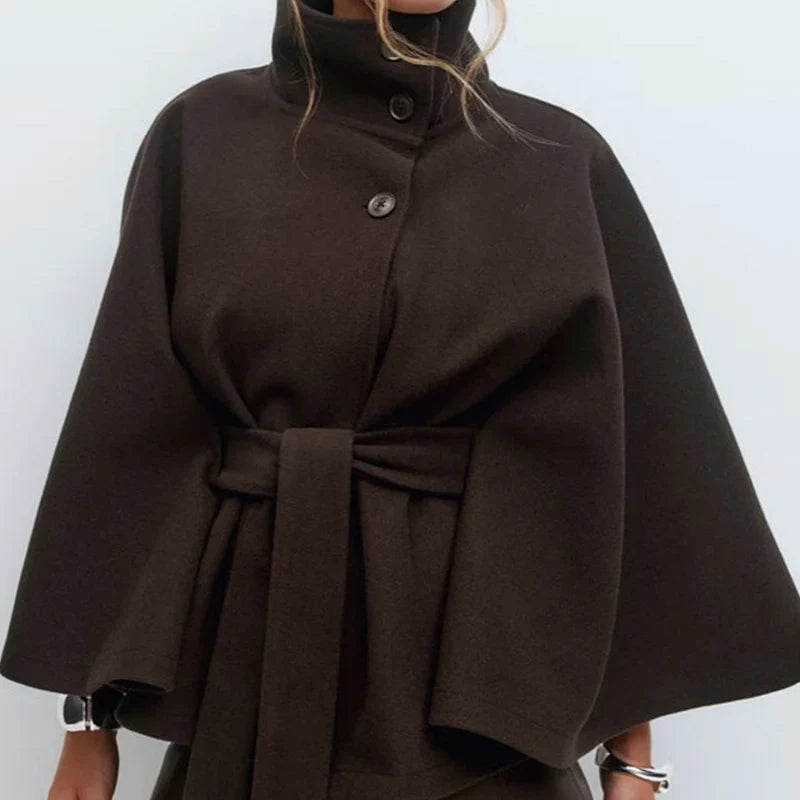 💎 Exklusives Angebot ✨ Damen-Capejacke mit Stehkragen und Taillengürtel – elegante Passform, zeitlose Eleganz und luxuriöse Ausstrahlung 👗