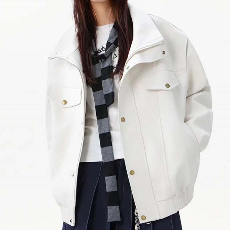 Lässige Kunstlederjacke mit Knöpfen