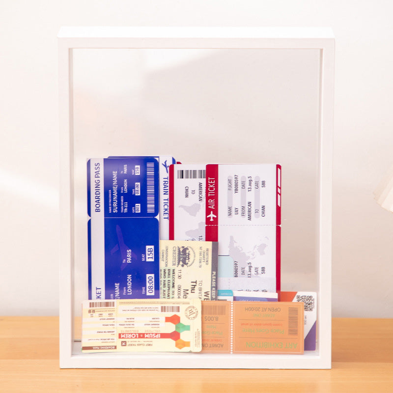 Holz-Ticket-Schattenbox als Wohnaccessoire