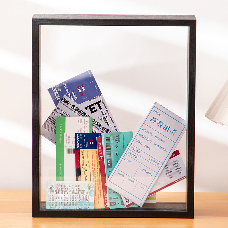 Holz-Ticket-Schattenbox als Wohnaccessoire