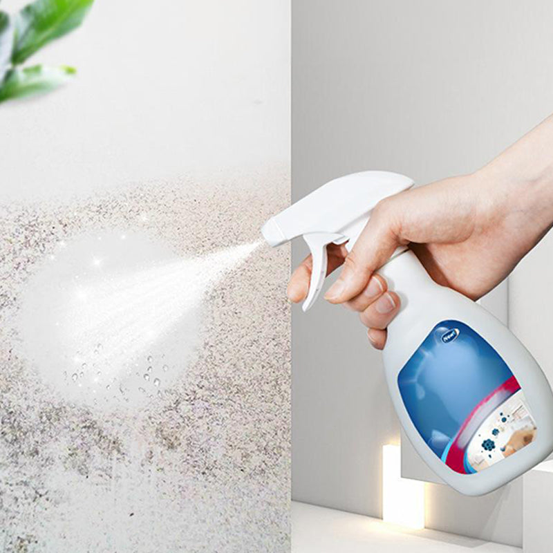 Schnell wirkendes Spray zur Entfernung von Wandschimmel