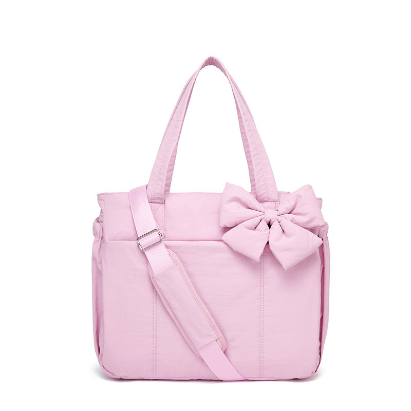 Multifunctional sports bag for leisure time
