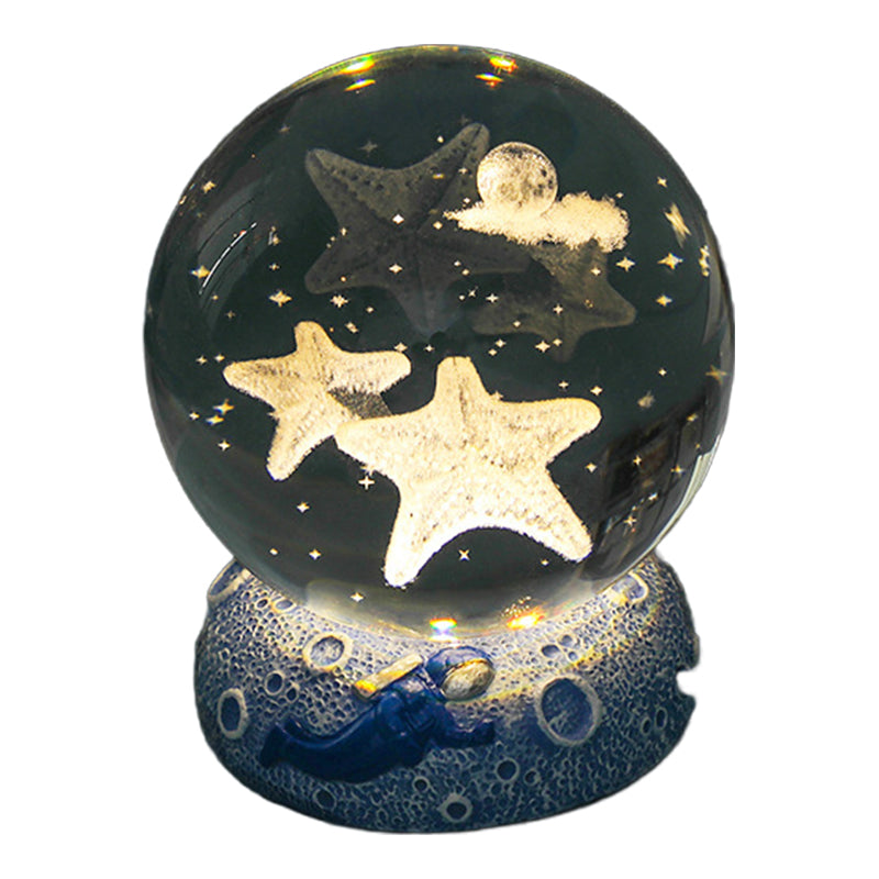 Leuchtende Kristallkugel-Nachtlampe mit Harzfuß