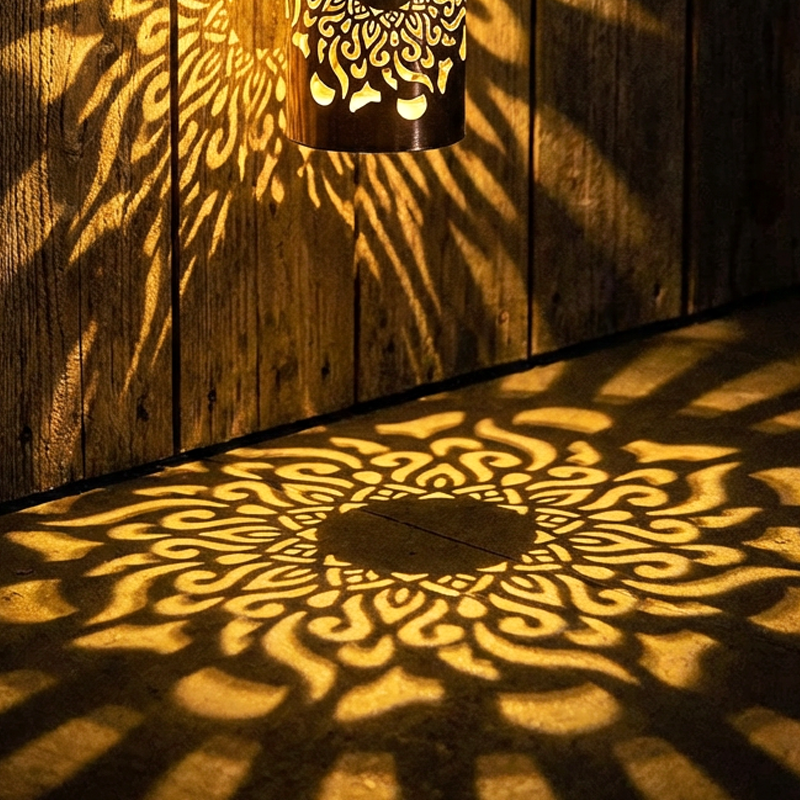 💎 60% RABATT! 💎 Solar-Mandalaleuchte für Garten & Terrasse – 2-in-1 Boden- & Wandleuchte mit Vintage-Projektion, IP65 & Rostfrei 🌿🌙