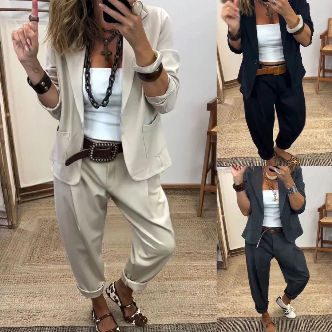 Damen Business-Anzug: Blazer mit Kragen und Hose