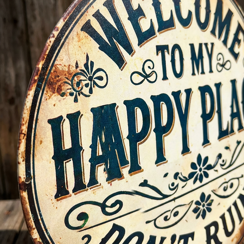Vintage-Metallschild „Happy Place“