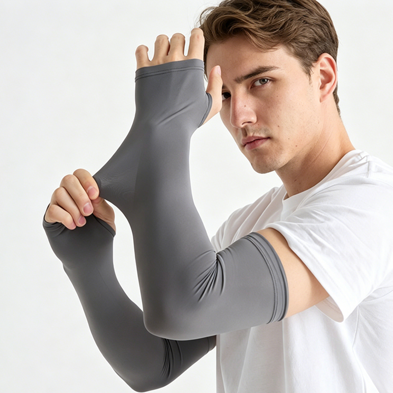 Kühlende, hochelastische Armstulpen für Herren
