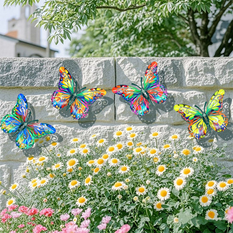 Metall-Schmetterling als Wanddekoration für den Außenbereich