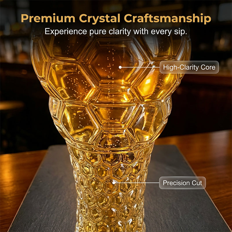 Fußballförmiges Glas für Sportfans
