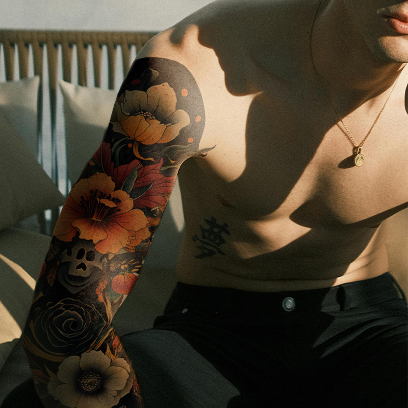 Große temporäre Tattoos für den gesamten Ärmel